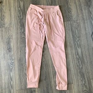 Buff bunny jasmine joggers